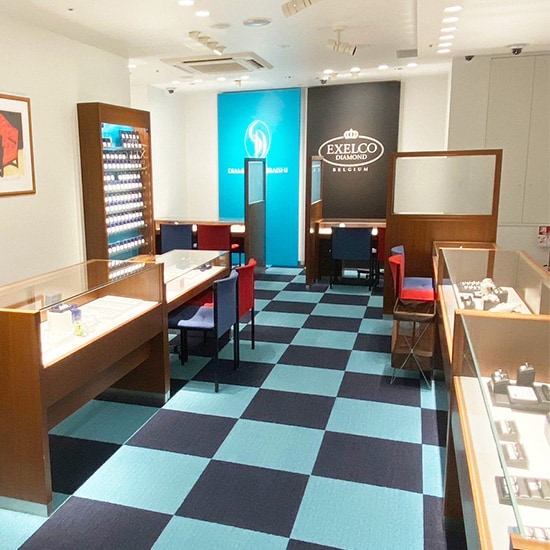 秋田オーパ店